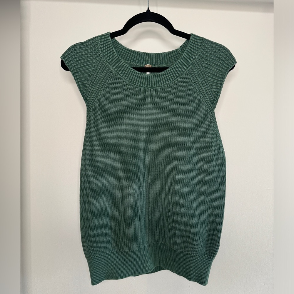 Green Sleeveless Women's Sweater